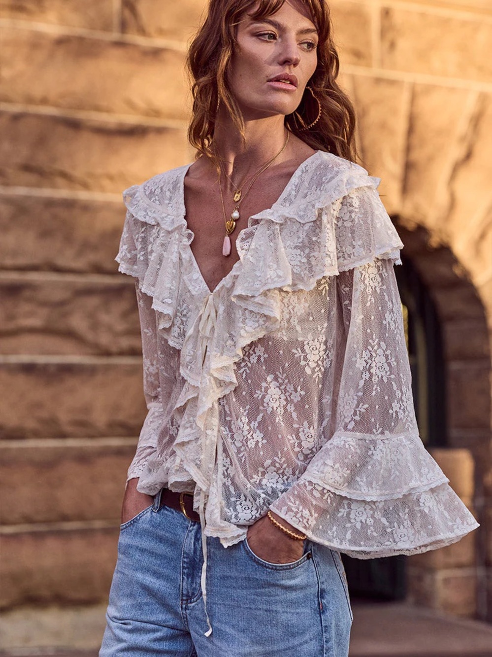 Spell labyrinth Ivory Lace Ruffle V-Neck Blouse xl - Picture 4 of 15